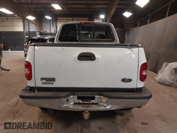 1998 Ford F-150 с VIN 2FTZX08W9WCA27422, выставлен на аукционе IAAI как лот 42391383 с пробегом 183 526 миль миль и . История ставок и продаж доступна на DreamBid. Изображение 16.