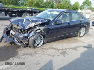 2014 Mercedes-Benz C 300 Sport with VIN WDDGF8AB1EA945171, listed as a IAAI auction lot 42089028 with 122,701 mi miles and . Bid and sale history available at DreamBid. Image 17.
