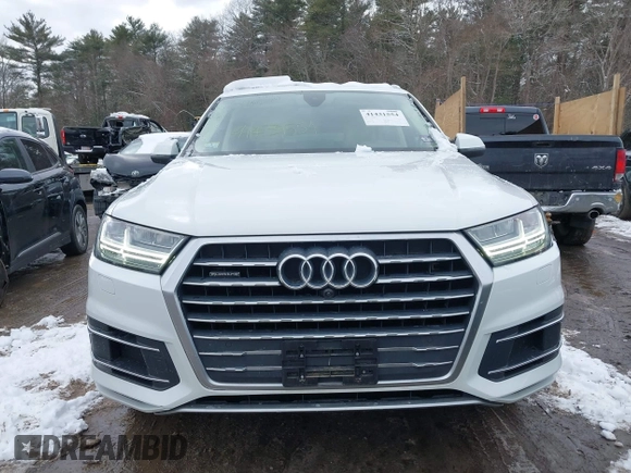 2019 Audi Q7 Premium Plus with VIN WA1LHAF78KD043829, listed as a IAAI auction lot 41431554 with 72,146 mi miles and . Bid and sale history available at DreamBid. Image 6.