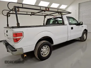 2014 Ford F-150 XL with VIN 1FTMF1CM6EKD44321, listed as a Copart auction lot 61599305 with 331,756 mi miles and Clean title. Bid and sale history available at DreamBid. Image 3.
