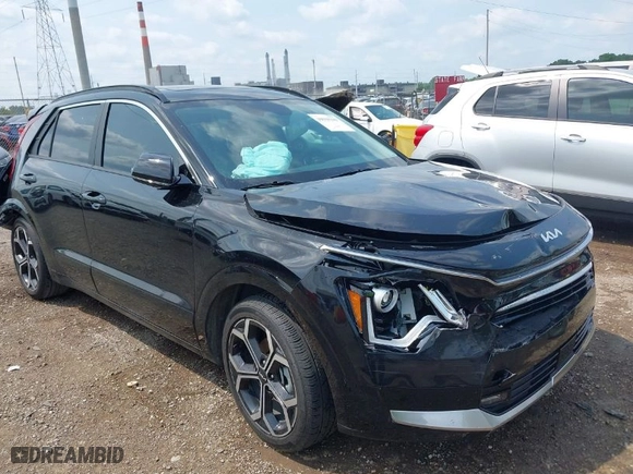2024 Kia Niro EX Touring with VIN KNDCR3LE1R5134611, listed as a IAAI auction lot 39938399 with 18,909 mi miles. Bid and sale history available at carsss.com. Image 1.