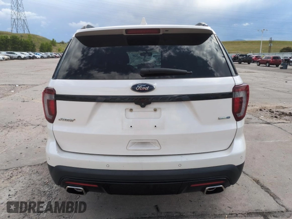 2017 Ford Explorer Sport с VIN 1FM5K8GT0HGC27525, выставлен на аукционе Copart как лот 61778735 с пробегом 177 423 миль миль и Списание • Salvage title. История ставок и продаж доступна на DreamBid. Изображение 6.