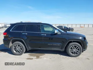 2017 Jeep Grand Cherokee Limited with VIN 1C4RJFBG9HC662672, listed as a IAAI auction lot 41763565 with 140,581 mi miles. Bid and sale history available at carsss.com. Image 14.