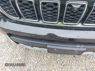 2024 Jeep Grand Cherokee Limited z VIN 1C4RJKBG5R8560752, wystawiony jako IAAI lot #42351090 z przebiegiem 28 740 mil mil oraz . Historia ofert i sprzedaży dostępna na DreamBid. Obrazek 17.