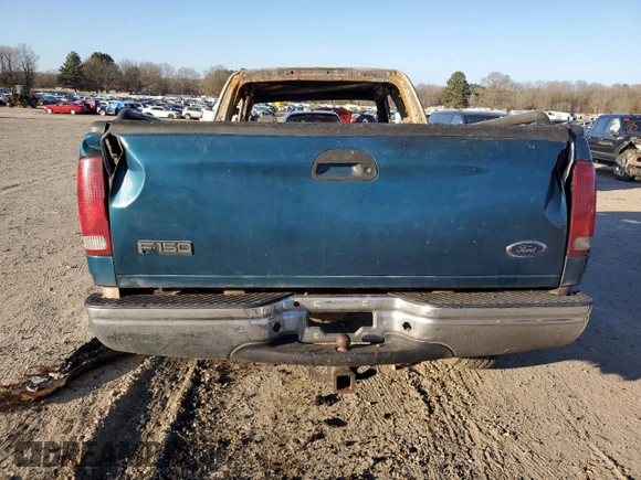 2000 Ford F-150 XL with VIN 1FTRX17L6YNB61928, listed as a Copart auction lot 43136575 with 0 mi miles and Non Repairable. Bid and sale history available at carsss.com. Image 6.