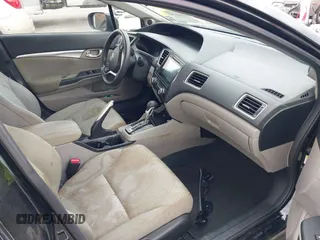 2015 Honda Civic EX z VIN 19XFB2F80FE025767, wystawiony jako IAAI lot #41461783 z przebiegiem Nie podano mil oraz . Historia ofert i sprzedaży dostępna na DreamBid. Obrazek 5.