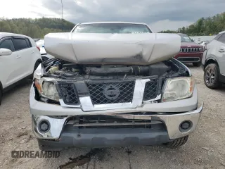 2010 Nissan Frontier SE z VIN 1N6AD0CWXAC433542, wystawiony jako Copart lot #54624735 z przebiegiem 61 232 mil mil oraz Szkoda całkowita • Salvage title. Historia ofert i sprzedaży dostępna na DreamBid. Obrazek 5.