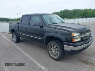 2007 Chevrolet Silverado 1500 LT3 with VIN 2GCEK13Z871177099, listed as a IAAI auction lot 42144567 with 207,622 mi miles and . Bid and sale history available at DreamBid. Image 1.