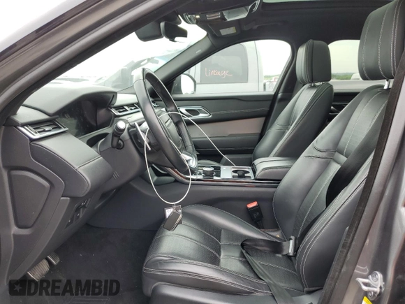 2018 Land Rover Range Rover Velar R-Dynamic HSE with VIN SALYM2RX6JA732852, listed as a Copart auction lot 50694633 with 48,698 mi miles. Bid and sale history available at carsss.com. Image 7.