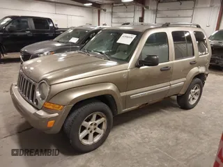 2006 Jeep Liberty Limited with VIN 1J4GL58K36W251801, listed as a IAAI auction lot 41508530 with 288,703 mi miles. Bid and sale history available at carsss.com. Image 2.