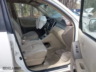 2004 Toyota Highlander with VIN JTEDP21A940004579, listed as a IAAI auction lot 41933854 with 196,192 mi miles. Bid and sale history available at carsss.com. Image 5.