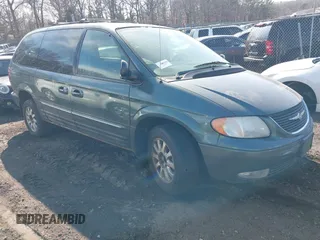 2003 Chrysler Town & Country LXi with VIN 2C4GP54L73R353194, listed as a IAAI auction lot 41647880 with Not Provided miles. Bid and sale history available at carsss.com. Image 1.