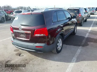 2012 Kia Sorento LX with VIN 5XYKT4A60CG232476, listed as a IAAI auction lot 41545100 with 200,858 mi miles. Bid and sale history available at carsss.com. Image 4.