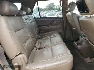 2004 Toyota Sequoia SR5 with VIN 5TDZT34A64S212830, listed as a Copart auction lot 79489334 with 284,085 mi miles and Salvage Title. Bid and sale history available at carsss.com. Image 11.