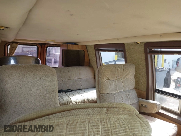 1982 Ford Econoline Cargo with VIN 1FDDE14G1CHB17412, listed as a IAAI auction lot 41938698 with 82,852 mi miles and . Bid and sale history available at DreamBid. Image 8.