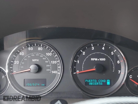 2006 Jeep Commander с VIN 1J8HG48N06C275065, выставлен на аукционе IAAI как лот 42330005 с пробегом 196 924 миль миль и . История ставок и продаж доступна на DreamBid. Изображение 7.