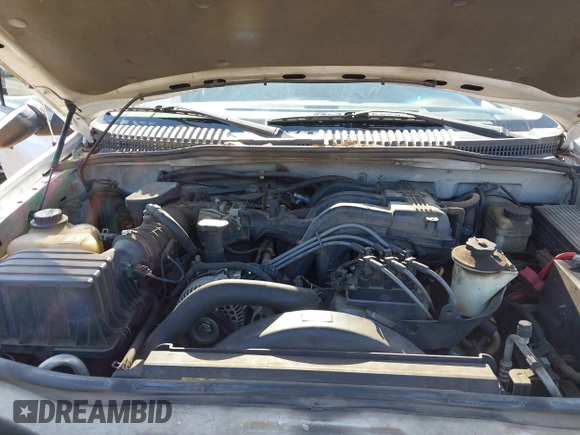 2005 Ford Explorer XLS with VIN 1FMZU62K15UA65982, listed as a IAAI auction lot 41782001 with 234,937 mi miles and . Bid and sale history available at DreamBid. Image 10.