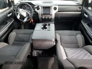 2017 Toyota Tundra SR5 with VIN 5TFEM5F13HX121163, listed as a Copart auction lot 45580715 with 72,137 mi miles and Salvage title. Bid and sale history available at DreamBid. Image 8.