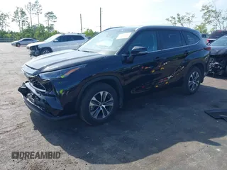2024 Toyota Highlander LE with VIN 5TDKDRBH2RS570175, listed as a IAAI auction lot 42134337 with 26,887 mi miles and . Bid and sale history available at DreamBid. Image 17.