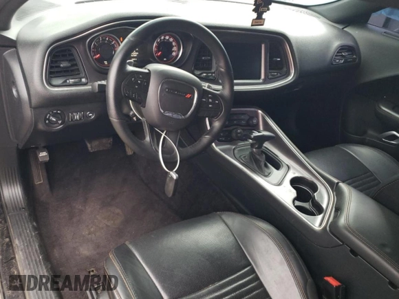 2016 Dodge Challenger R/T Scat Pack z VIN 2C3CDZFJ9GH240583, wystawiony jako Copart lot #62842583 z przebiegiem 73 369 mil mil oraz Tytuł czysty. Historia ofert i sprzedaży dostępna na DreamBid. Obrazek 8.