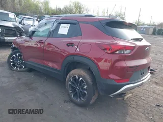 2022 Chevrolet TrailBlazer LT with VIN KL79MRSL8NB096010, listed as a IAAI auction lot 42106834 with 37,697 mi miles and . Bid and sale history available at DreamBid. Image 3.