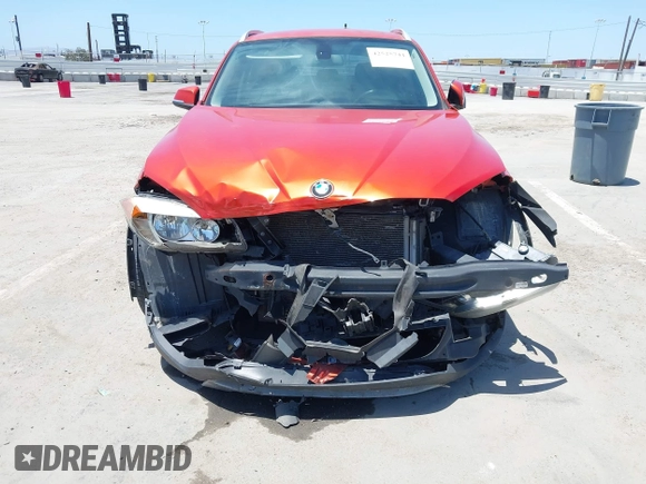 2013 BMW X1 28i z VIN WBAVM1C51DVW42255, wystawiony jako IAAI lot #42525744 z przebiegiem 108 644 mil mil oraz . Historia ofert i sprzedaży dostępna na DreamBid. Obrazek 6.