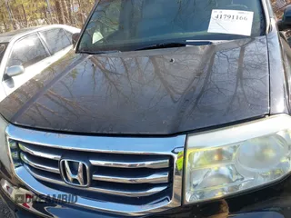 2012 Honda Pilot EX-L with VIN 5FNYF3H56CB037143, listed as a IAAI auction lot 41791166 with 191,262 mi miles. Bid and sale history available at carsss.com. Image 6.
