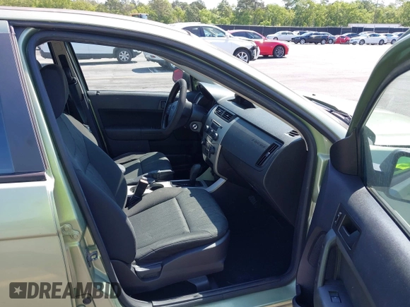 2008 Ford Focus SE with VIN 1FAHP35N98W252459, listed as a IAAI auction lot 42020107 with 173,210 mi miles. Bid and sale history available at carsss.com. Image 5.
