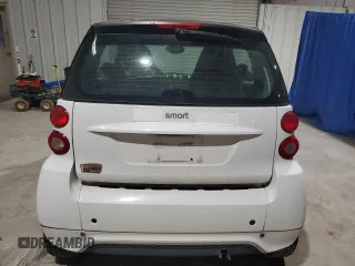 2015 Smart fortwo Passion z VIN WMEEJ3BA5FK814542, wystawiony jako Copart lot #72978714 z przebiegiem 60 081 mil mil oraz Czysty tytuł • Clean title. Historia ofert i sprzedaży dostępna na DreamBid. Obrazek 10.