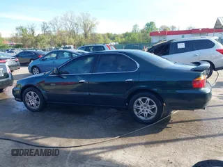 2001 Acura TL with VIN 19UUA56651A025335, listed as a IAAI auction lot 42075347 with 193,938 mi miles. Bid and sale history available at carsss.com. Image 14.