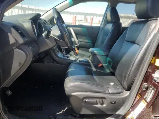 2011 Toyota Highlander z VIN 5TDBK3EH5BS074730, wystawiony jako Copart lot #56496965 z przebiegiem 133 214 mil mil oraz Czysty tytuł • Clean title. Historia ofert i sprzedaży dostępna na DreamBid. Obrazek 7.