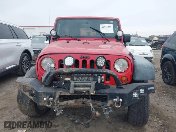 2008 Jeep Wrangler Unlimited X with VIN 1J4GA39138L550936, listed as a IAAI auction lot 41333939 with 181,936 mi miles and . Bid and sale history available at DreamBid. Image 6.