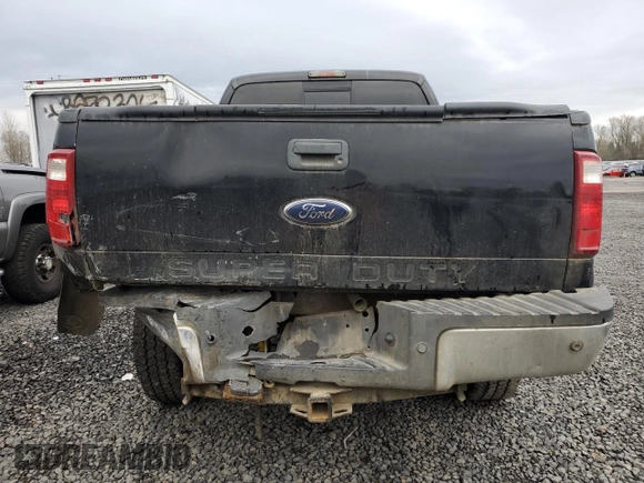 2008 Ford F-250 XL with VIN 1FTSW21528EE45027, listed as a Copart auction lot 43811735 with 157,896 mi miles and Salvage title. Bid and sale history available at DreamBid. Image 6.
