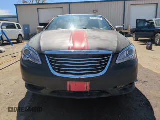 2012 Chrysler 200 Touring with VIN 1C3BCBEB2CN218362, listed as a Copart auction lot 50516815 with 105,297 mi miles and Salvage Title. Bid and sale history available at DreamBid. Image 5.