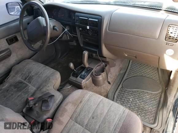1998 Toyota Tacoma with VIN 4TAWN72N2WZ088594, listed as a Copart auction lot 85587894 with 271,890 mi miles and Clean Title. Bid and sale history available at DreamBid. Image 8.