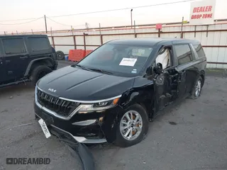 2022 Kia Carnival LXS with VIN KNDNB4H33N6180553, listed as a IAAI auction lot 40900225 with 1 mi miles. Bid and sale history available at carsss.com. Image 17.