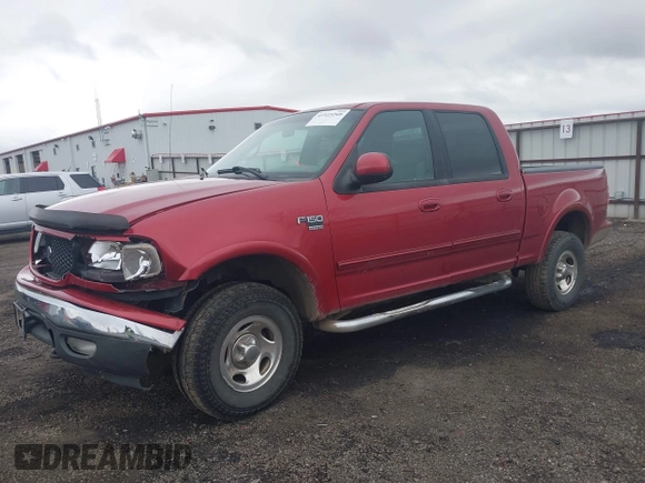 2002 Ford F-150 XLT with VIN 1FTRW08L32KB89593, listed as a IAAI auction lot 41925268 with 178,019 mi miles. Bid and sale history available at carsss.com. Image 2.