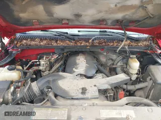2001 Chevrolet Suburban LT with VIN 3GNEC16T01G219226, listed as a IAAI auction lot 41984110 with 284,511 mi miles. Bid and sale history available at carsss.com. Image 10.