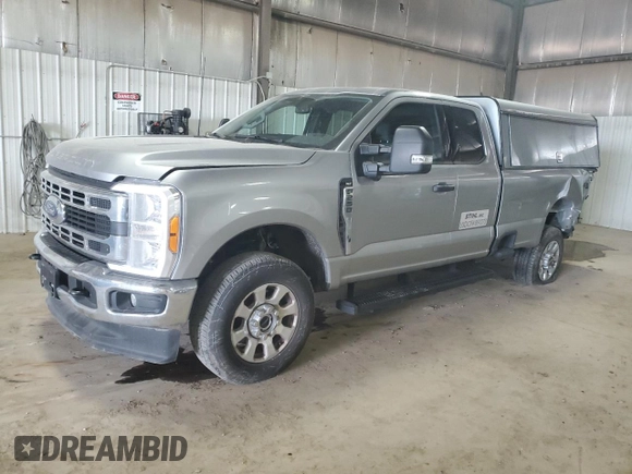 2023 Ford F-250 XL with VIN 1FT7X2BN8PED57681, listed as a Copart auction lot 58341604 with 8,220 mi miles and Salvage title. Bid and sale history available at DreamBid. Image 1.