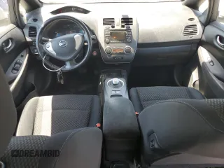 2013 Nissan LEAF SV z VIN 1N4AZ0CP5DC403257, wystawiony jako Copart lot #64851035 z przebiegiem 107 919 mil mil oraz Szkoda całkowita • Salvage title. Historia ofert i sprzedaży dostępna na DreamBid. Obrazek 8.