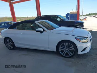 2020 Mercedes-Benz C 300 with VIN WDDWK8EB4LF949734, listed as a IAAI auction lot 41850975 with 25,463 mi miles and . Bid and sale history available at DreamBid. Image 13.