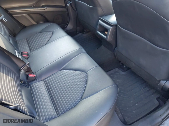 2018 Toyota Camry LE with VIN JTNB11HK9J3015903, listed as a IAAI auction lot 41949640 with 82,161 mi miles. Bid and sale history available at carsss.com. Image 8.