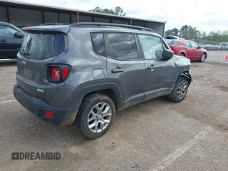 2017 Jeep Renegade Latitude z VIN ZACCJBBB7HPG31581, wystawiony jako IAAI lot #41933910 z przebiegiem 153 217 mil mil oraz . Historia ofert i sprzedaży dostępna na DreamBid. Obrazek 4.