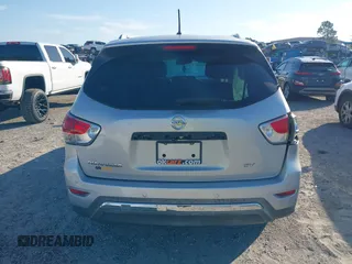 2016 Nissan Pathfinder SV with VIN 5N1AR2MN7GC603270, listed as a IAAI auction lot 41882025 with 134,990 mi miles. Bid and sale history available at carsss.com. Image 16.
