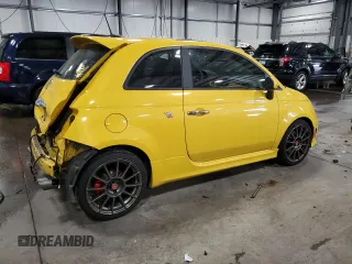 2017 FIAT 500 Abarth z VIN 3C3CFFFH3HT548038, wystawiony jako Copart lot #77575204 z przebiegiem 58 757 mil mil oraz Szkody całkowita. Historia ofert i sprzedaży dostępna na DreamBid. Obrazek 3.