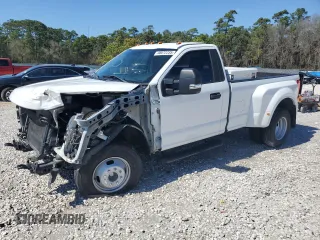 2017 Ford F-350 with VIN 1FTRF3C67HEE07061, listed as a Copart auction lot 46672235 with 122,716 mi miles and Salvage title. Bid and sale history available at DreamBid. Image 1.