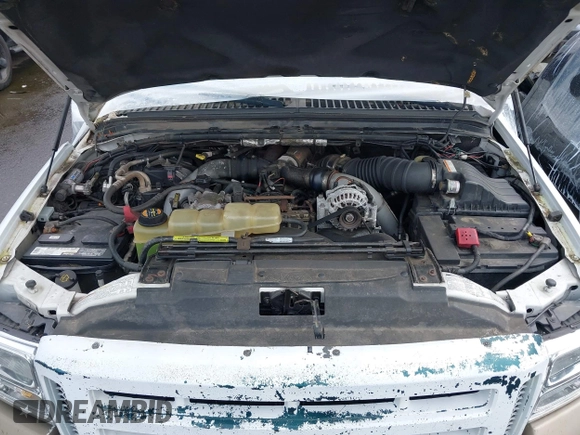 2001 Ford Excursion Limited with VIN 1FMSU43F31EC37134, listed as a IAAI auction lot 41903739 with 152,052 mi miles and . Bid and sale history available at DreamBid. Image 10.