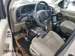 2003 Ford Econoline Cargo with VIN 1FMNE31L93HA88002, listed as a Copart auction lot 45013245 with 147,458 mi miles and Clean Title. Bid and sale history available at DreamBid. Image 8.