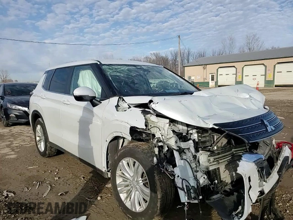 2022 Mitsubishi Outlander ES with VIN JA4J4TA80NZ006960, listed as a Copart auction lot 44315245 with 0 mi miles and Salvage Title. Bid and sale history available at carsss.com. Image 11.