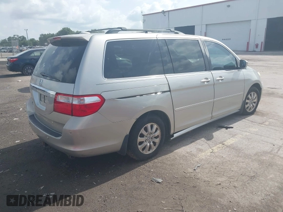 2006 Honda Odyssey Touring с VIN 5FNRL38856B082831, выставлен на аукционе IAAI как лот 42451976 с пробегом 340 990 миль миль и . История ставок и продаж доступна на DreamBid. Изображение 4.